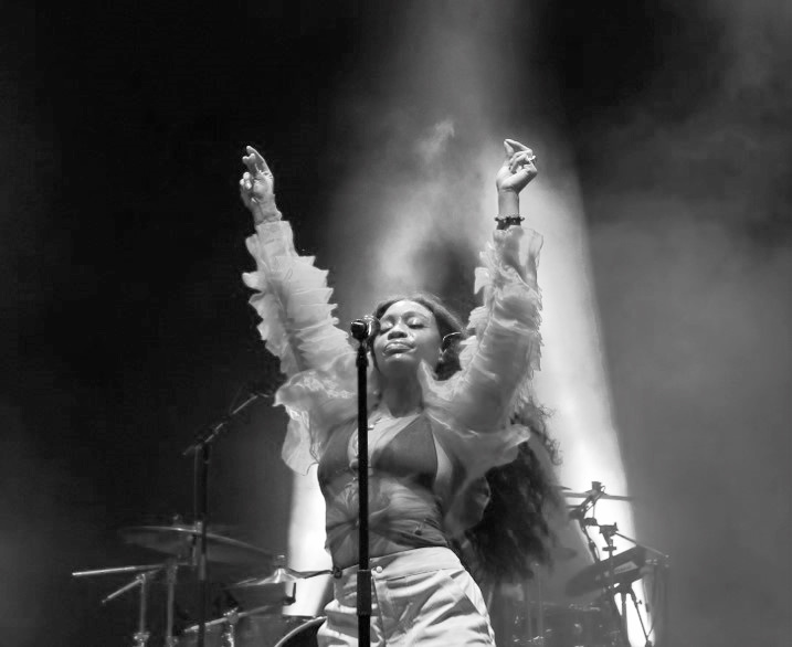 Портрет SZA